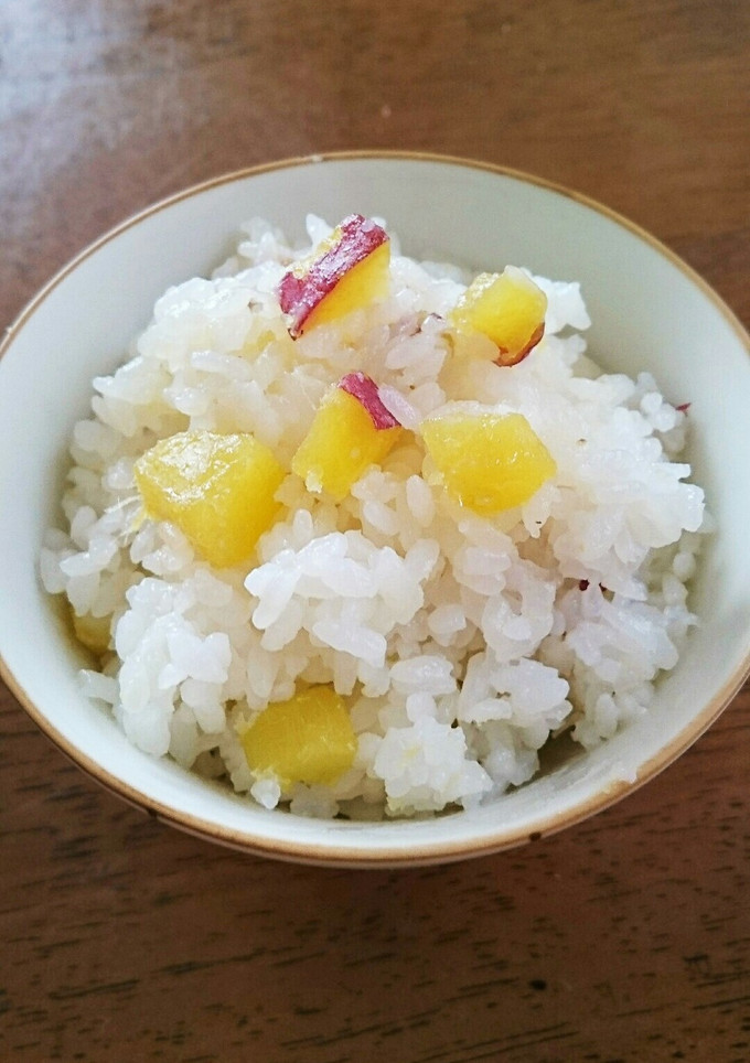 さつまいものおこわ風ご飯(=^ェ^=)-レシピのメイン写真