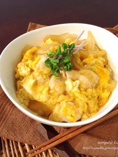 ささみ&麺つゆdeとろ〜り美味しい親子丼-レシピのメイン写真