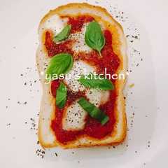 รูปของ 朝食はイタリアン♪マルゲリータトースト
