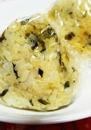 ちょい足し高菜マヨおにぎり-レシピのメイン写真