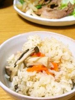 きのこの炊き込みご飯-レシピのメイン写真
