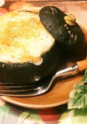 ♪まるごとかぼちゃの肉詰めチーズがけ♪-レシピのメイン写真