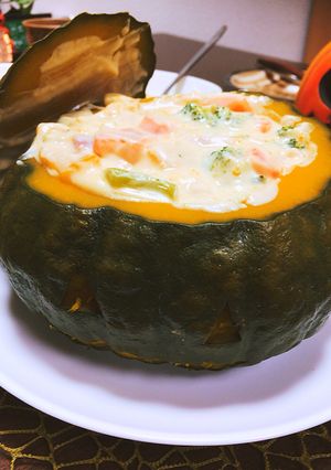 丸ごと かぼちゃミルククリームシチュー-レシピのメイン写真
