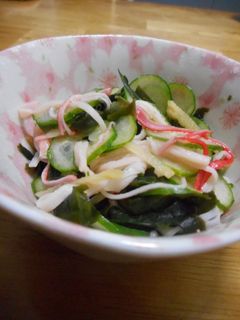 胡瓜とわかめとかにかまの生姜入り酢の物-レシピのメイン写真