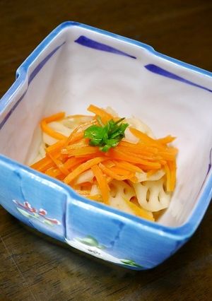 レンジで簡単！レンコンと人参の酢の物-レシピのメイン写真