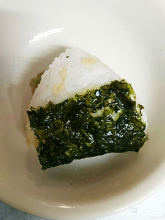揚げ玉(天かす)と白だしのおにぎり-レシピのメイン写真