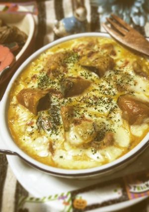 ハロウィンに南瓜と鶏肉のナツメググラタン-レシピのメイン写真