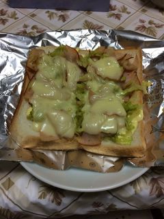 キャベツ千切りとハムのトースト-レシピのメイン写真