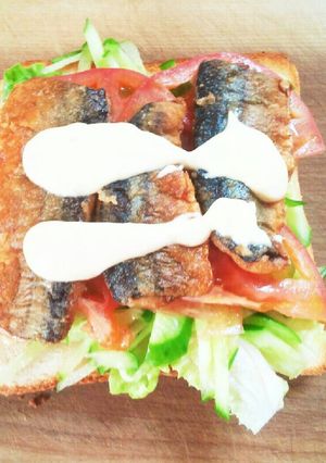 昨日のお惣菜で「さんま竜田揚げサンド」-レシピのメイン写真