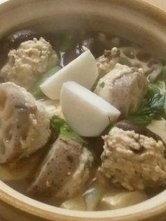 しいたけとれんこんの肉詰めつみれ鍋-レシピのメイン写真