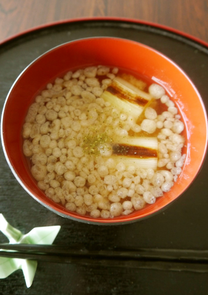 天かすと焼き長ねぎのみそ汁-レシピのメイン写真