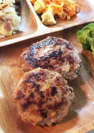 簡単！ズボラでも美味しいひじきハンバーグ-レシピのメイン写真