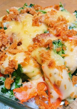 鮭フレークと野菜をホワイトソースで！-レシピのメイン写真