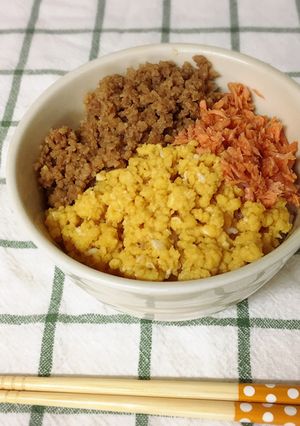 お弁当にも♪♪三色そぼろどんぶり-レシピのメイン写真