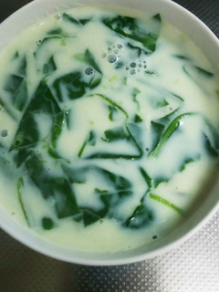 ほうれん草としめじの牛乳スープ-レシピのメイン写真