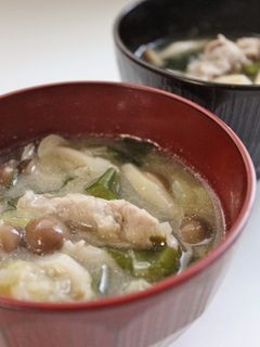 朝昼夕に2人分♪豚肉しめじ長ねぎのみそ汁-レシピのメイン写真
