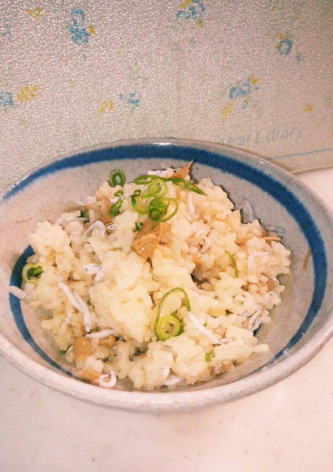 簡単美味しいえのきの炊き込みご飯-レシピのメイン写真