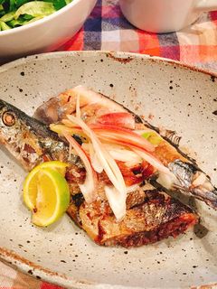 一人暮らし向き!簡単☆秋刀魚の塩焼き-レシピのメイン写真