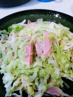 切り方にコツ!大好きキャベツ炒め-レシピのメイン写真