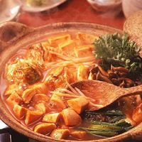 基本からアレンジまで！思わずつくりたくなる「キムチ ツナ 鍋