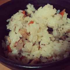 รูปของ 炊き込み風混ぜご飯