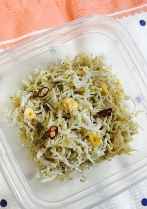 しらすで簡単ご飯のお供〜ガーリック風味♪-レシピのメイン写真