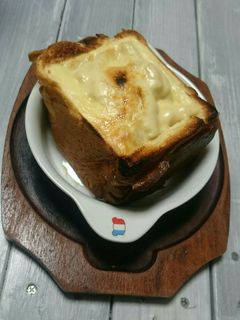 テレビ紹介された パンを器にしたグラタン-レシピのメイン写真