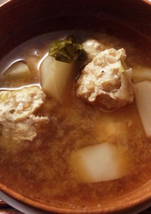 鶏肉のつみれとかぶの味噌汁-レシピのメイン写真