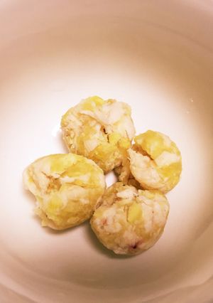 離乳食中期★ささみとさつまいもの茶巾絞り-レシピのメイン写真