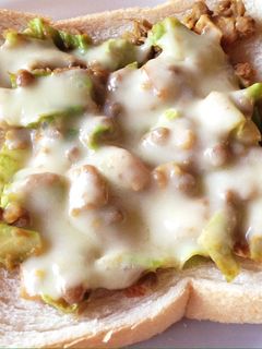 レンズ豆入りカレーチーズトースト-レシピのメイン写真