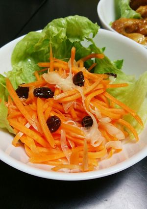 ニンジンとレーズンの酢の物-レシピのメイン写真