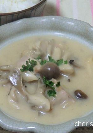 鶏とキノコのクリーム煮　山葵添え♪　-レシピのメイン写真