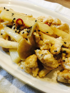 シメジと山芋のピリ辛味噌甘ダレ鶏そぼろ-レシピのメイン写真