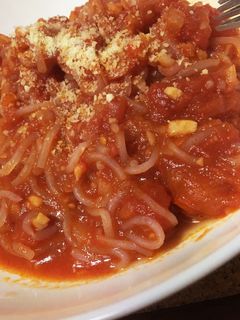 トマトソースの白滝パスタ-レシピのメイン写真