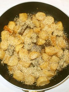 冷凍里芋とコンニャクのゴマ味噌煮♪簡単-レシピのメイン写真
