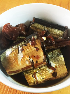 すき焼きのたれで失敗なし!サンマの梅煮-レシピのメイン写真