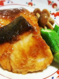 お節に!お弁当に!艶☆が決め手のぶり照り-レシピのメイン写真
