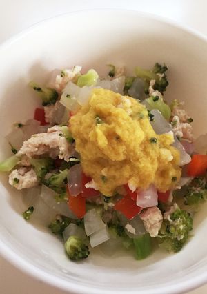 離乳完了期☆鶏挽肉と温野菜のコーンソース-レシピのメイン写真