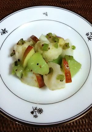 カブと蓮根とカリフラワーのサラダ-レシピのメイン写真
