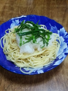 カリカリガーリックのおろしポン酢パスタ-レシピのメイン写真