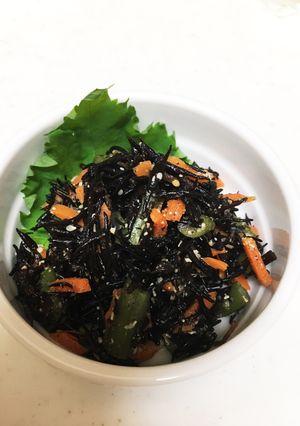 あごだしで、ヒジキの胡麻和え-レシピのメイン写真