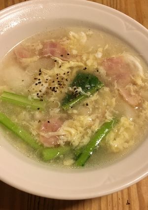蕪とベーコンの優しいスープ！簡単美味しい-レシピのメイン写真