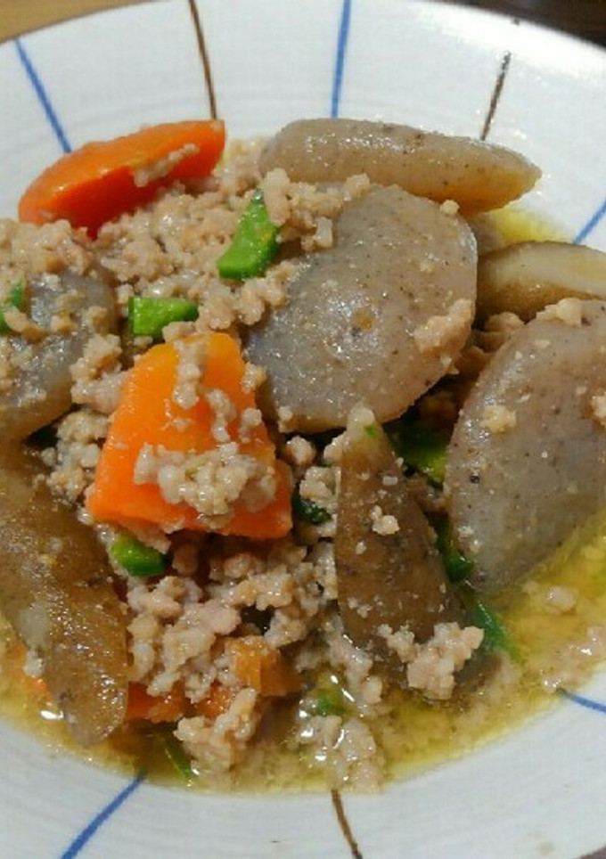 こんにゃくと挽き肉の根菜こく旨煮-レシピのメイン写真