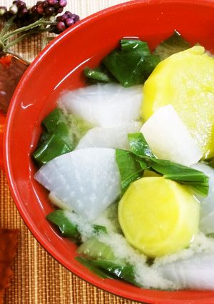 秋ですね*さつまいもと大根のお味噌汁-レシピのメイン写真