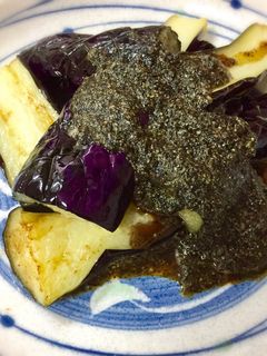 簡単に1品!揚げ焼きなす(黒ごまだれ)-レシピのメイン写真