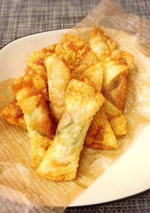 ＊余った餃子の皮でハムチーズ揚げ＊-レシピのメイン写真