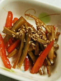＊鶏肉の旨味がギュｯ♪きんぴらごぼう＊-レシピのメイン写真