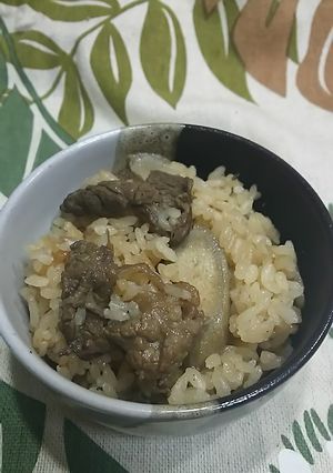 ダシダ☆牛肉の簡単炊き込みご飯-レシピのメイン写真