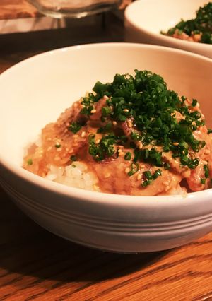 切り落としマグロの漬け丼 胡麻山葵-レシピのメイン写真