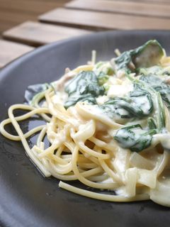 濃厚!ほうれん草とチキンのクリームパスタ-レシピのメイン写真